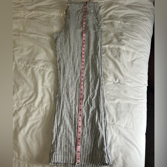 Caslon Linen Blend Wide Leg Pants - Picture 10 of 10